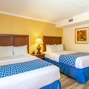 Queen Suite Two Queen Beds